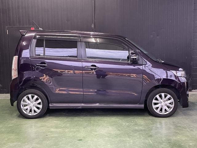 ワゴンＲスティングレー リミテッド　スマートキー　プッシュスタート　ＨＩＤ　フロントフォグライト（5枚目）