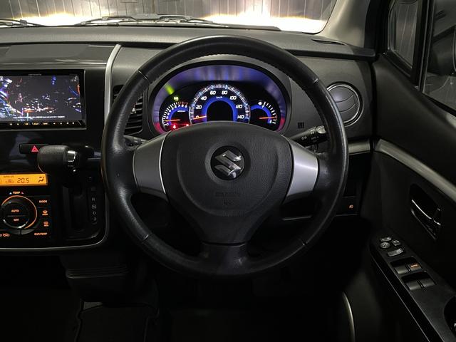 ワゴンＲスティングレー リミテッド　スマートキー　プッシュスタート　ＨＩＤ　フロントフォグライト（11枚目）