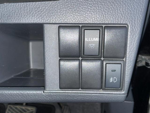 ワゴンＲスティングレー リミテッド　スマートキー　プッシュスタート　ＨＩＤ　フロントフォグライト（32枚目）