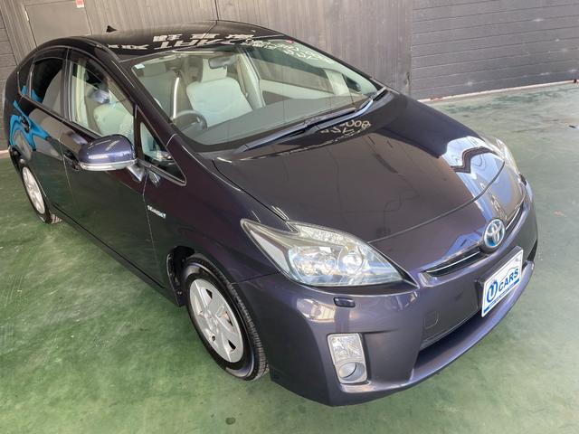 プリウス Ｓ　ＬＥＤエディション　スマートキー　プッシュスタート　ＥＴＣ　ＳＤナビ　フルセグ　バックカメラ　サイド・カーテンエアバッグ（6枚目）