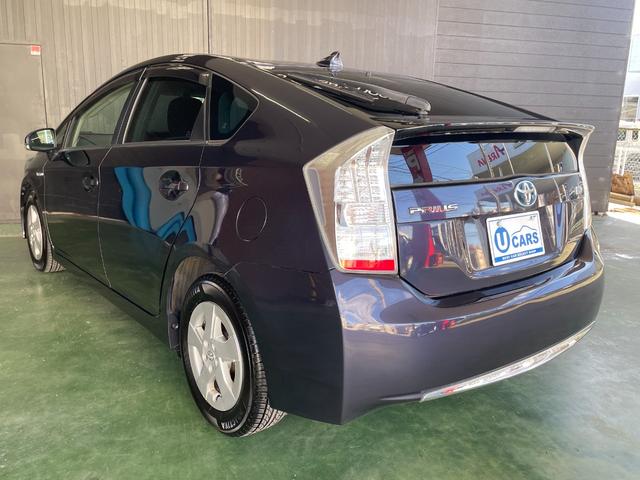 プリウス Ｓ　ＬＥＤエディション　スマートキー　プッシュスタート　ＥＴＣ　ＳＤナビ　フルセグ　バックカメラ　サイド・カーテンエアバッグ（7枚目）