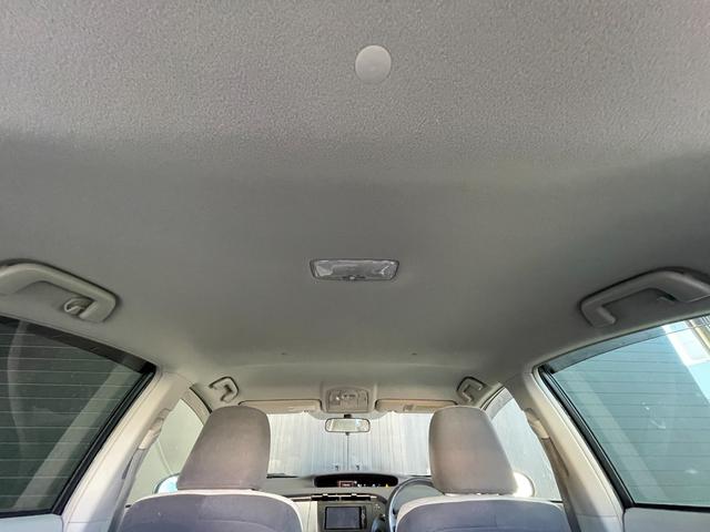 プリウス Ｓ　ＬＥＤエディション　スマートキー　プッシュスタート　ＥＴＣ　ＳＤナビ　フルセグ　バックカメラ　サイド・カーテンエアバッグ（27枚目）