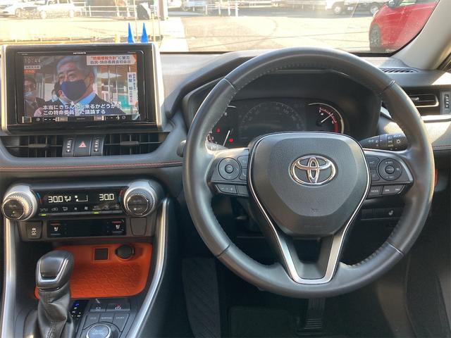 ＲＡＶ４ アドベンチャー　エアロ　メッキパーツ　デイライト　プッシュスタート　パワーシート　ウィンカーミラー　ドアバイザー　クリアランスソナー　フルセグＴＶ・ナビ　ステアリングスイッチ　バックモニター　シートヒーター　ＥＴＣ（67枚目）