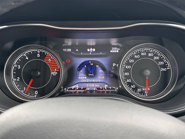 ジープ・チェロキー リミテッド　ワンオーナー　ディーラー車　Ａｐｐｌｅ　ＣａｒＰｌａｙ　黒本革シート　ベンチレーション　Ｂｌｕｅｔｏｏｔｈ　純正ナビ　バックカメラ　ＬＥＤヘッドライト　禁煙車　クルーズコントロール　パワーゲート（38枚目）