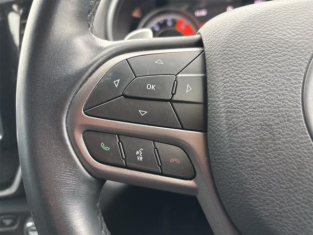 ジープ・チェロキー リミテッド　ワンオーナー　ディーラー車　Ａｐｐｌｅ　ＣａｒＰｌａｙ　黒本革シート　ベンチレーション　Ｂｌｕｅｔｏｏｔｈ　純正ナビ　バックカメラ　ＬＥＤヘッドライト　禁煙車　クルーズコントロール　パワーゲート（53枚目）