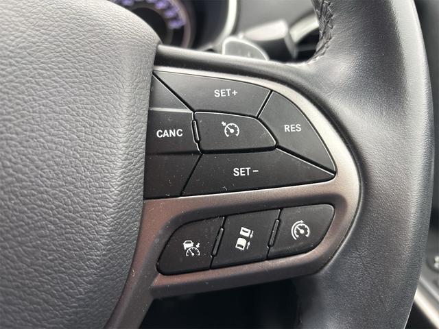 ジープ・チェロキー リミテッド　ワンオーナー　ディーラー車　Ａｐｐｌｅ　ＣａｒＰｌａｙ　黒本革シート　ベンチレーション　Ｂｌｕｅｔｏｏｔｈ　純正ナビ　バックカメラ　ＬＥＤヘッドライト　禁煙車　クルーズコントロール　パワーゲート（54枚目）