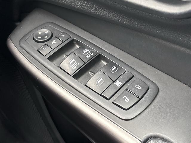 ジープ・チェロキー リミテッド　ワンオーナー　ディーラー車　Ａｐｐｌｅ　ＣａｒＰｌａｙ　黒本革シート　ベンチレーション　Ｂｌｕｅｔｏｏｔｈ　純正ナビ　バックカメラ　ＬＥＤヘッドライト　禁煙車　クルーズコントロール　パワーゲート（59枚目）