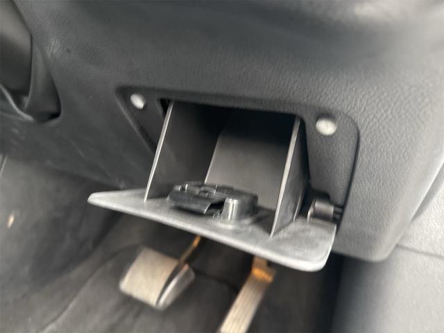 ジープ・チェロキー リミテッド　ワンオーナー　ディーラー車　Ａｐｐｌｅ　ＣａｒＰｌａｙ　黒本革シート　ベンチレーション　Ｂｌｕｅｔｏｏｔｈ　純正ナビ　バックカメラ　ＬＥＤヘッドライト　禁煙車　クルーズコントロール　パワーゲート（64枚目）
