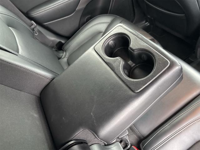 ジープ・チェロキー リミテッド　ワンオーナー　ディーラー車　Ａｐｐｌｅ　ＣａｒＰｌａｙ　黒本革シート　ベンチレーション　Ｂｌｕｅｔｏｏｔｈ　純正ナビ　バックカメラ　ＬＥＤヘッドライト　禁煙車　クルーズコントロール　パワーゲート（70枚目）