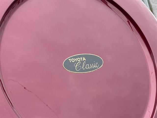トヨタクラシック クラシック トヨタ60周年記念100台限定車 走行7000km 赤革シート 純正ナルディーステアリング トヨタテクノクラフト社製 社外オーディオ パワーステアリング エアコン パワーウィンドウ 集中ドアロック(15枚目)