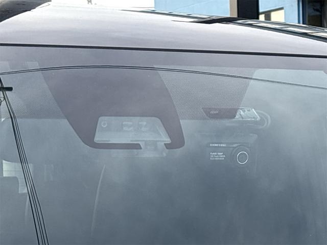 ヴォクシー ＺＳ　煌ＩＩＩ　ワンオーナー　純正フルセグナビ・ＴＶ　バックカメラ　スマートキー　プッシュスタート　前後ドライブレコーダー　ブルーレイオーディオ　Ｂｌｕｅｔｏｏｔｈ（11枚目）