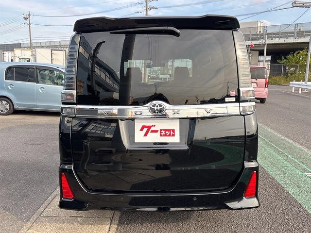 ヴォクシー ＺＳ　煌ＩＩＩ　ワンオーナー　純正フルセグナビ・ＴＶ　バックカメラ　スマートキー　プッシュスタート　前後ドライブレコーダー　ブルーレイオーディオ　Ｂｌｕｅｔｏｏｔｈ（14枚目）