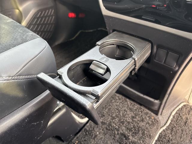 ヴォクシー ＺＳ　煌ＩＩＩ　ワンオーナー　純正フルセグナビ・ＴＶ　バックカメラ　スマートキー　プッシュスタート　前後ドライブレコーダー　ブルーレイオーディオ　Ｂｌｕｅｔｏｏｔｈ（59枚目）