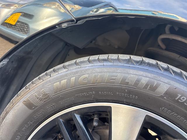 ウィッシュ １．８Ｓモノトーン　プッシュスタート　３列シート　ＴＶナビ　スマートキー　Ｂｌｕｅｔｏｏｔｈ接続　ハーフレザーシート　オートライトシステム　パワーステアリング（32枚目）