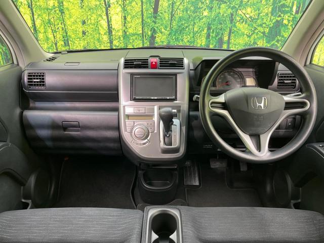 W 禁煙車 ナビゲーション スマートキー オートエアコン HIDヘッドライト 14インチ純正アルミホイール 衝突安全ボディ 盗難防止システム プライバシーガラス ドアバイザー フォグライト パワステ(2枚目)