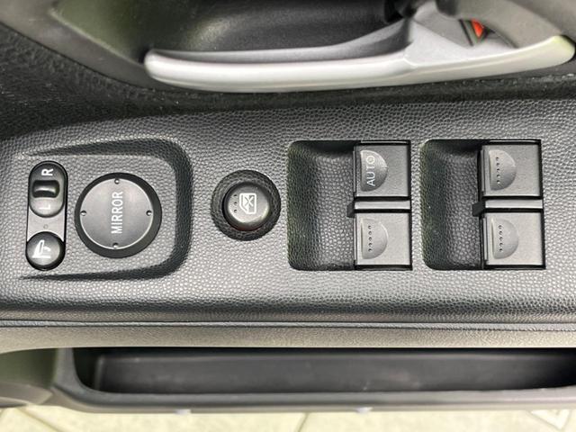 W 禁煙車 ナビゲーション スマートキー オートエアコン HIDヘッドライト 14インチ純正アルミホイール 衝突安全ボディ 盗難防止システム プライバシーガラス ドアバイザー フォグライト パワステ(24枚目)