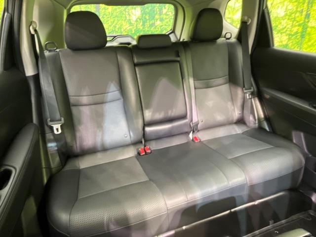 20X ハイブリッド エマージェンシーブレーキP 禁煙車 メーカーナビ 全周囲モニター フルセグ ETC LEDヘッド 前席シートヒーター クリアランスソナー クルーズコントロール デュアルオートエアコン 横滑防止装置 スマートキー 電動格納ミラー(10枚目)