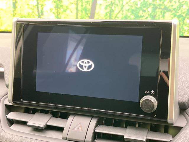 ＲＡＶ４ Ｘ　登録済未使用車　禁煙車　セーフティセンス　純正ディスプレイオーディオ　Ｂｌｕｅｔｏｏｔｈ　レーダークルーズ　ＬＥＤヘッドライト　プッシュスタート　スマートキー　ＥＴＣ　純正１７インチアルミホイール（4枚目）