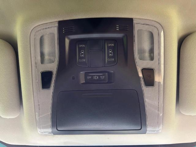 ヴェルファイア ２．５Ｚ　両側電動スライド　後席モニター　純正ＳＤナビ　バックカメラ　トヨタセーフティセンス　禁煙車　ドラレコ　コーナーセンサー　スマートキー　ＬＥＤヘッド　ＥＴＣ　オートマチックハイビーム　車線逸脱警報（4枚目）