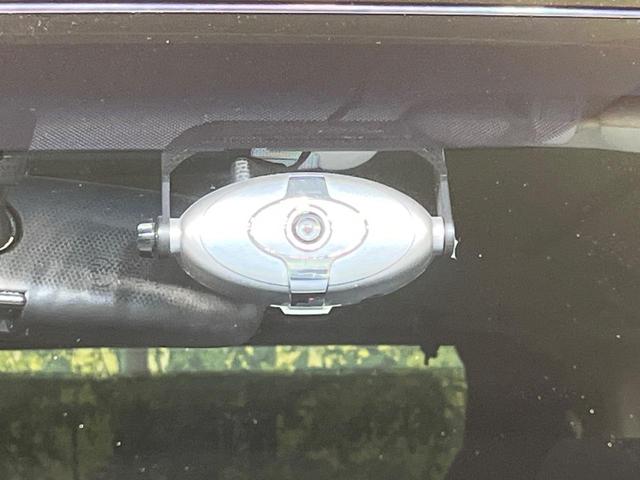 ヴェルファイア ２．５Ｚ　両側電動スライド　後席モニター　純正ＳＤナビ　バックカメラ　トヨタセーフティセンス　禁煙車　ドラレコ　コーナーセンサー　スマートキー　ＬＥＤヘッド　ＥＴＣ　オートマチックハイビーム　車線逸脱警報（7枚目）