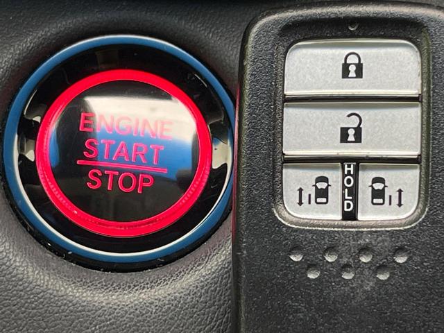 オデッセイ アブソルート　両側電動ドア　純正１０インチＳＤナビ　後席モニター　全周囲カメラ　ホンダセンシング　レーダークルーズ　禁煙車　ハーフレザーシート　パワーシート　ドラレコ　コーナーセンサー　スマートキー（37枚目）