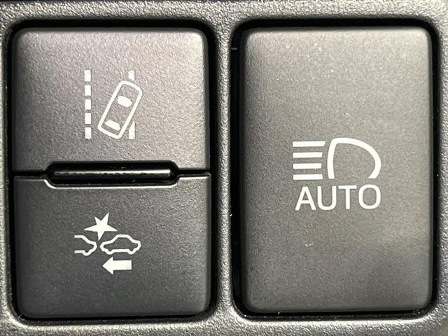 アクア クロスオーバー 純正SDナビ バックカメラ 衝突被害軽減システム 禁煙車 ハーフレザーシート スマートキー ビルトインETC オートハイビーム オートライト オートエアコン 純正16インチアルミ Bluetooth(35枚目)