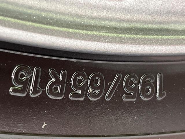 セレナ e-パワー ハイウェイスターV 両側電動ドア 純正9型ナビ 後席モニター 全周囲カメラ 衝突被害軽減システム レーダークルーズ 禁煙車 コーナーセンサー スマートキー LEDヘッド ビルトインETC パークアシスト オートライト(32枚目)