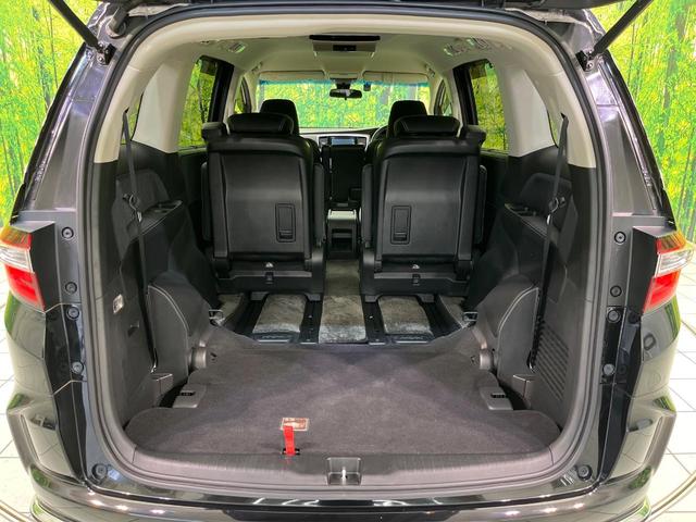 オデッセイ アブソルート・EXホンダセンシング 後席モニター 両側電動ドア 純正SDナビ バックカメラ 衝突被害軽減システム レーダークルーズ 禁煙車 ハーフレザーシート パワーシート ドラレコ スマートキー LEDヘッド ビルトインETC(11枚目)