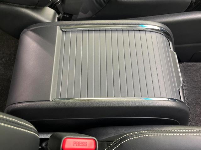 オデッセイ アブソルート・EXホンダセンシング 後席モニター 両側電動ドア 純正SDナビ バックカメラ 衝突被害軽減システム レーダークルーズ 禁煙車 ハーフレザーシート パワーシート ドラレコ スマートキー LEDヘッド ビルトインETC(51枚目)