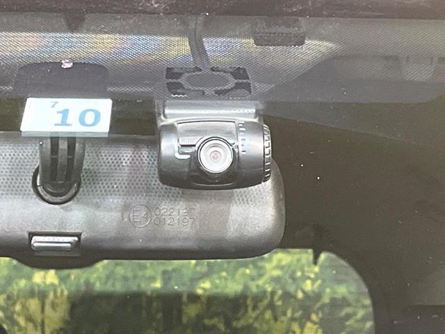 ヴォクシー ZS 両側電動ドア 後席モニター バックカメラ 禁煙車 ドラレコ スマートキー LEDヘッド ビルトインETC オートライト デュアルエアコン 純正16インチアルミ Bluetooth CD DVD再生(7枚目)