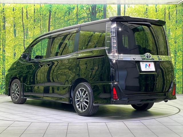 ヴォクシー ZS 両側電動ドア 後席モニター バックカメラ 禁煙車 ドラレコ スマートキー LEDヘッド ビルトインETC オートライト デュアルエアコン 純正16インチアルミ Bluetooth CD DVD再生(18枚目)