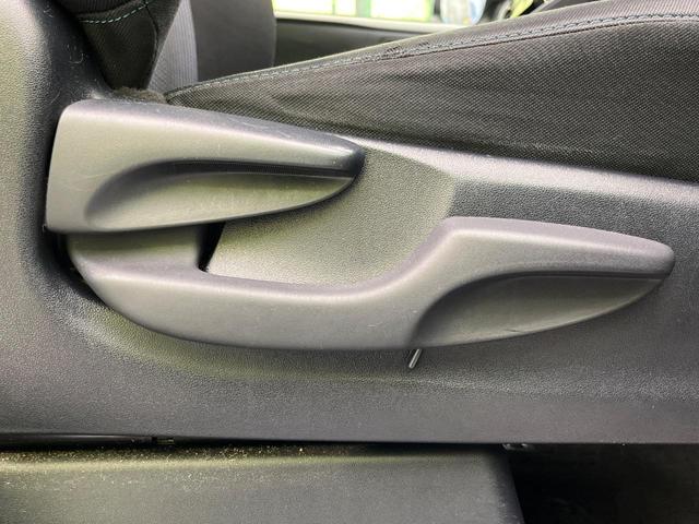 ヴォクシー ZS 両側電動ドア 後席モニター バックカメラ 禁煙車 ドラレコ スマートキー LEDヘッド ビルトインETC オートライト デュアルエアコン 純正16インチアルミ Bluetooth CD DVD再生(49枚目)