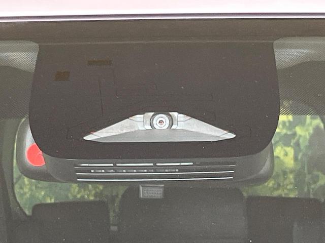シエンタ ハイブリッドZ 両側パワースライドドア 純正10.5インチナビ 全周囲カメラ 衝突被害軽減システム レーダークルーズ 禁煙車 コーナーセンサー スマートキー LEDヘッド ビルトインETC オートハイビーム(6枚目)