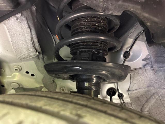 シエンタ ハイブリッドZ 両側パワースライドドア 純正10.5インチナビ 全周囲カメラ 衝突被害軽減システム レーダークルーズ 禁煙車 コーナーセンサー スマートキー LEDヘッド ビルトインETC オートハイビーム(21枚目)