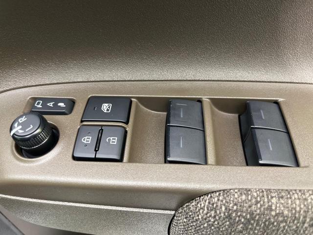 シエンタ ハイブリッドZ 両側パワースライドドア 純正10.5インチナビ 全周囲カメラ 衝突被害軽減システム レーダークルーズ 禁煙車 コーナーセンサー スマートキー LEDヘッド ビルトインETC オートハイビーム(39枚目)