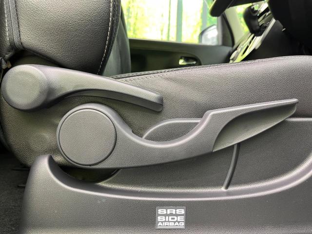 タント カスタムＸ　トップエディションリミテッドＳＡＩＩＩ　両側電動ドア　全周囲カメラ　衝突被害軽減システム　ハーフレザーシート　シートエアコン　スマートキー　ＬＥＤヘッド　車線逸脱警報　オートライト　デュアルエアコン　ＣＤ　ＤＶＤ再生　地デジ　ＬＥＤフォグ（34枚目）