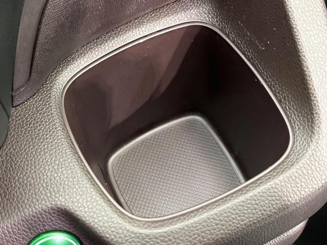 N-WGNカスタム G SDナビ 禁煙車 スマートキー HIDヘッド オートライト オートエアコン 純正14インチアルミ CD トラクションコントロール 衝突安全ボディ プライバシーガラス ドアバイザー 電動格納ミラー(42枚目)