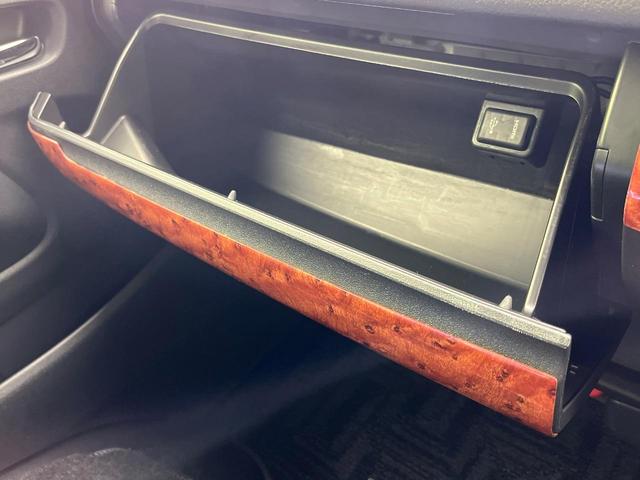 ハイエースバン ロングスーパーGL 4WD ディーゼルターボ 両側電動ドア 純正SDナビ バックカメラ 衝突被害軽減システム 100V電源 禁煙車 コーナーセンサー スマートキー LEDヘッド ビルトインETC オートハイビーム(59枚目)