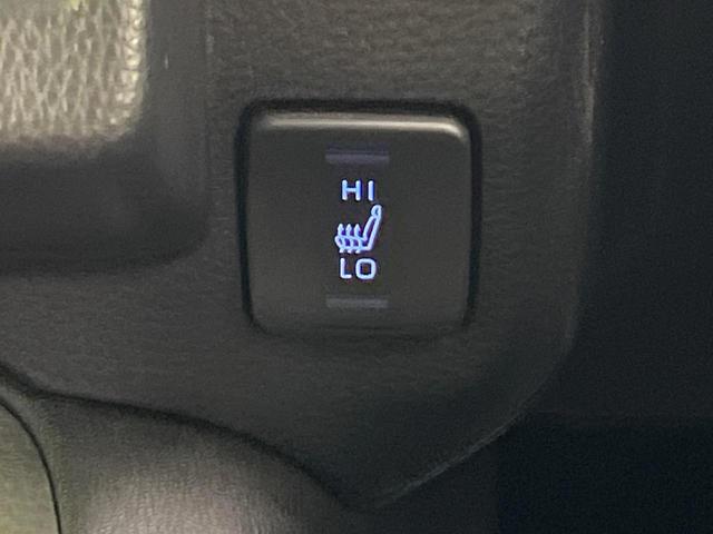 【シートヒーター】寒い日に重宝するシートヒーター！エアコンより早く温まってくれるので寒がりの人も安心ですね♪エアコンの温風は乾燥するから苦手、という方にもをおすすめです。