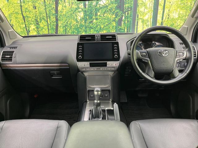 ランドクルーザープラド TX Lパッケージ マットブラックエディション 4WD 7人乗り サンルーフ メーカー純正9型ナビ 全周囲カメラ トヨタセーフティセンス レーダークルーズ 禁煙車 レザーシート 前席シートエアコン コーナーセンサー スマートキー LEDヘッド(2枚目)