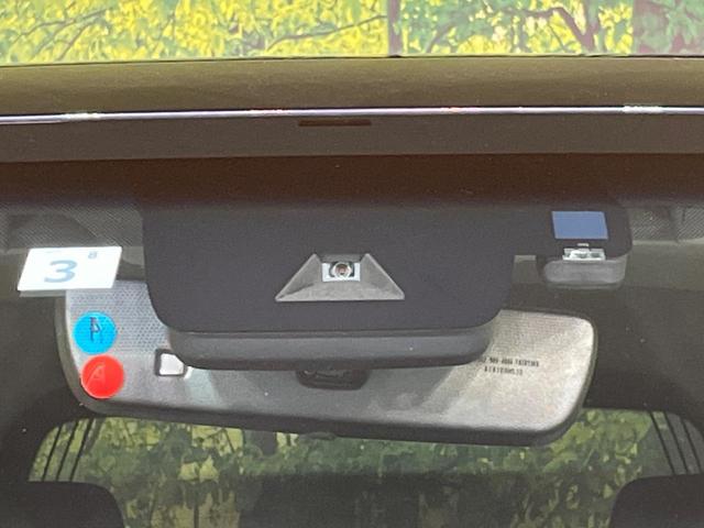 ランドクルーザープラド TX Lパッケージ マットブラックエディション 4WD 7人乗り サンルーフ メーカー純正9型ナビ 全周囲カメラ トヨタセーフティセンス レーダークルーズ 禁煙車 レザーシート 前席シートエアコン コーナーセンサー スマートキー LEDヘッド(6枚目)