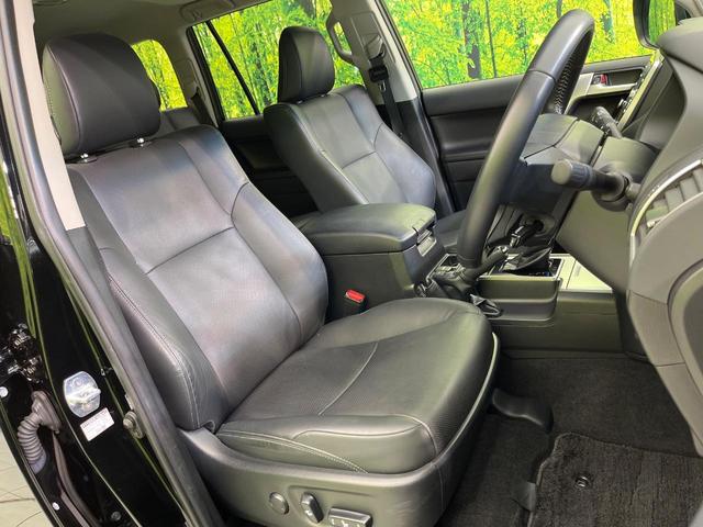 ランドクルーザープラド TX Lパッケージ マットブラックエディション 4WD 7人乗り サンルーフ メーカー純正9型ナビ 全周囲カメラ トヨタセーフティセンス レーダークルーズ 禁煙車 レザーシート 前席シートエアコン コーナーセンサー スマートキー LEDヘッド(8枚目)