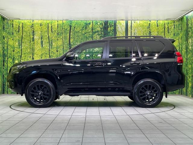ランドクルーザープラド TX Lパッケージ マットブラックエディション 4WD 7人乗り サンルーフ メーカー純正9型ナビ 全周囲カメラ トヨタセーフティセンス レーダークルーズ 禁煙車 レザーシート 前席シートエアコン コーナーセンサー スマートキー LEDヘッド(29枚目)