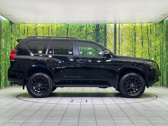 ランドクルーザープラド TX Lパッケージ マットブラックエディション 4WD 7人乗り サンルーフ メーカー純正9型ナビ 全周囲カメラ トヨタセーフティセンス レーダークルーズ 禁煙車 レザーシート 前席シートエアコン コーナーセンサー スマートキー LEDヘッド(31枚目)