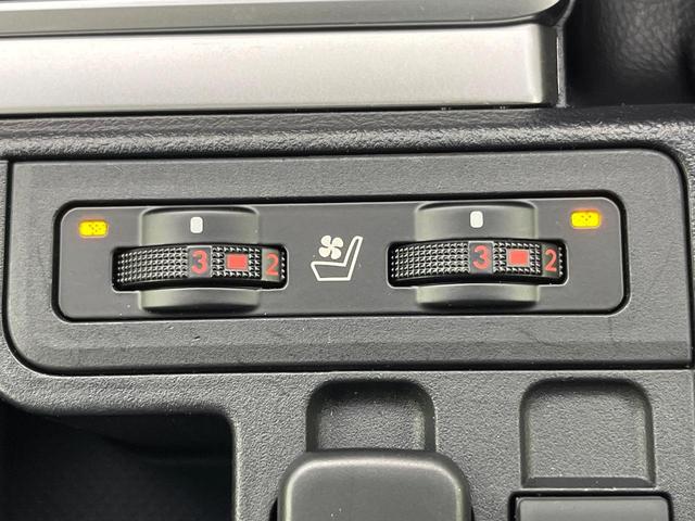 ランドクルーザープラド TX Lパッケージ マットブラックエディション 4WD 7人乗り サンルーフ メーカー純正9型ナビ 全周囲カメラ トヨタセーフティセンス レーダークルーズ 禁煙車 レザーシート 前席シートエアコン コーナーセンサー スマートキー LEDヘッド(60枚目)