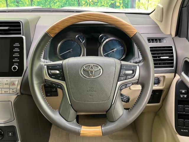 ランドクルーザープラド TX Lパッケージ マットブラックエディション 4WD 7人乗り サンルーフ メーカー純正9型ナビ 全周囲カメラ トヨタセーフティセンス レーダークルーズ 禁煙車 レザーシート 前席シートエアコン ドラレコ コーナーセンサー スマートキー(12枚目)