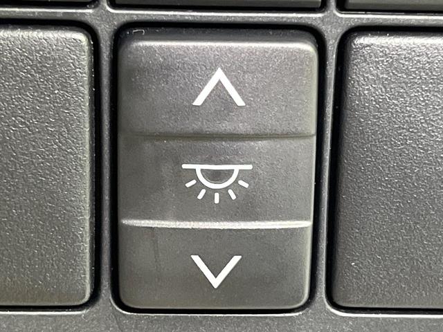 ランドクルーザープラド TX Lパッケージ マットブラックエディション 4WD 7人乗り サンルーフ メーカー純正9型ナビ 全周囲カメラ トヨタセーフティセンス レーダークルーズ 禁煙車 レザーシート 前席シートエアコン ドラレコ コーナーセンサー スマートキー(43枚目)