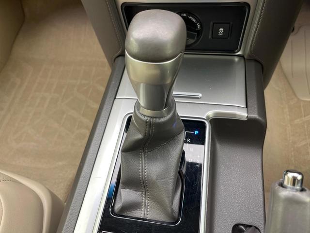 ランドクルーザープラド TX Lパッケージ マットブラックエディション 4WD 7人乗り サンルーフ メーカー純正9型ナビ 全周囲カメラ トヨタセーフティセンス レーダークルーズ 禁煙車 レザーシート 前席シートエアコン ドラレコ コーナーセンサー スマートキー(50枚目)