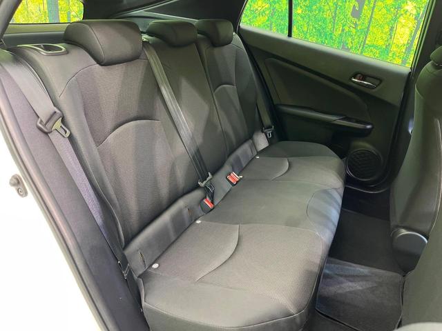プリウス Ｅ　純正ＳＤナビ　バックカメラ　トヨタセーフティセンス　レーダークルーズ　禁煙車　ドラレコ　コーナーセンサー　スマートキー　ＬＥＤヘッド　ＥＴＣ２．０　オートハイビーム　オートライト　オートエアコン（10枚目）