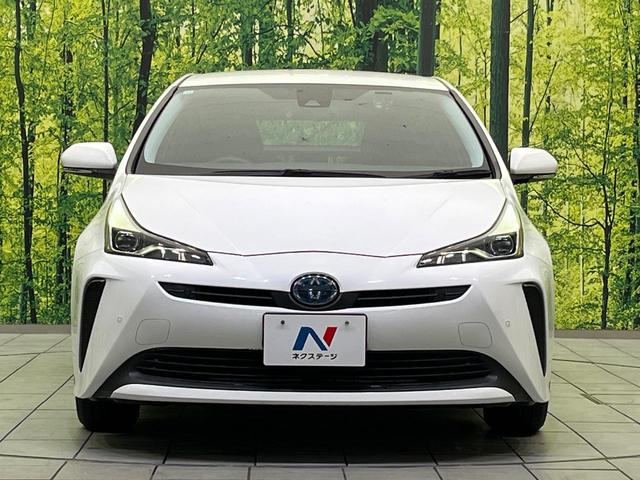 プリウス Ｅ　純正ＳＤナビ　バックカメラ　トヨタセーフティセンス　レーダークルーズ　禁煙車　ドラレコ　コーナーセンサー　スマートキー　ＬＥＤヘッド　ＥＴＣ２．０　オートハイビーム　オートライト　オートエアコン（14枚目）